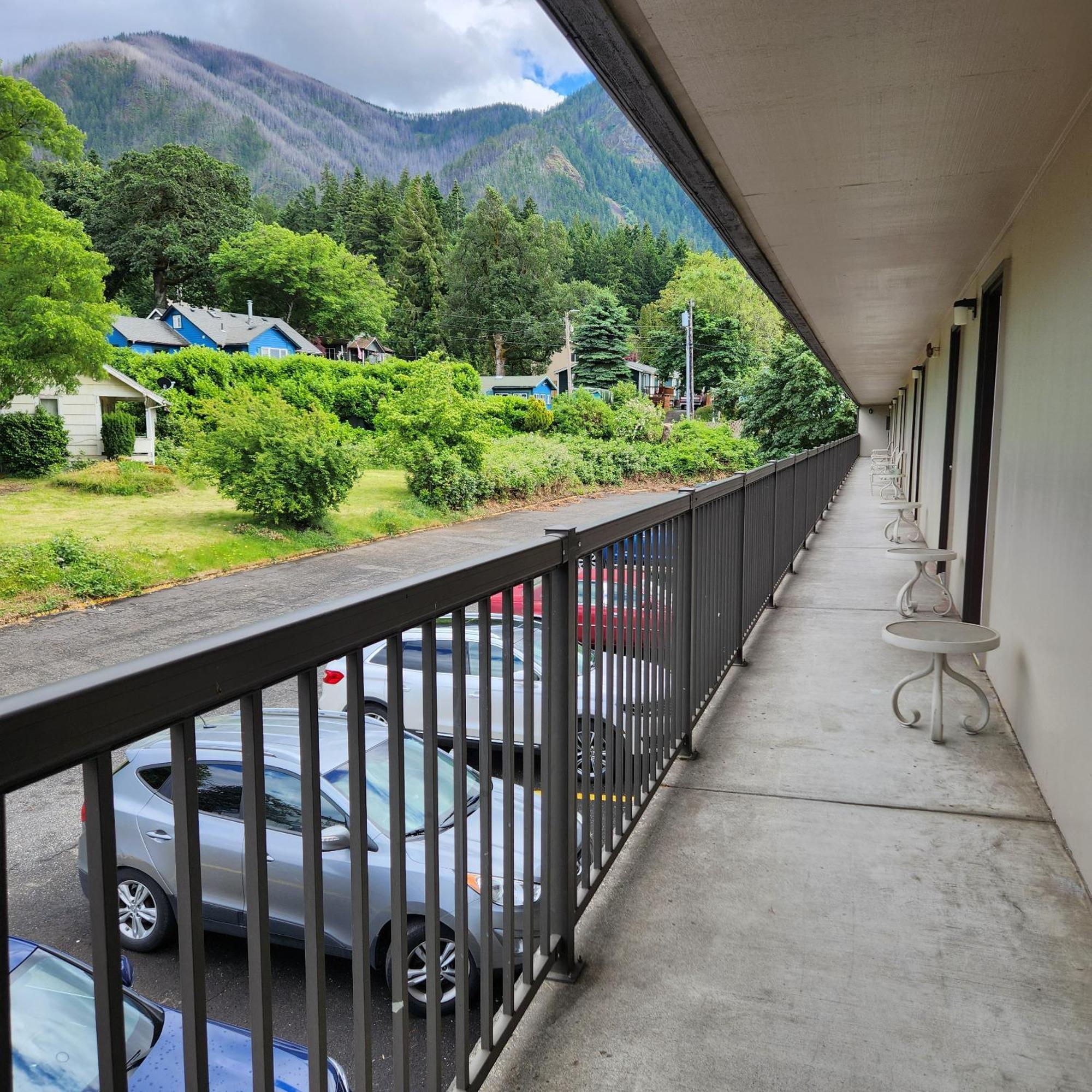 Columbia Gorge Inn Cascade Locks Luaran gambar
